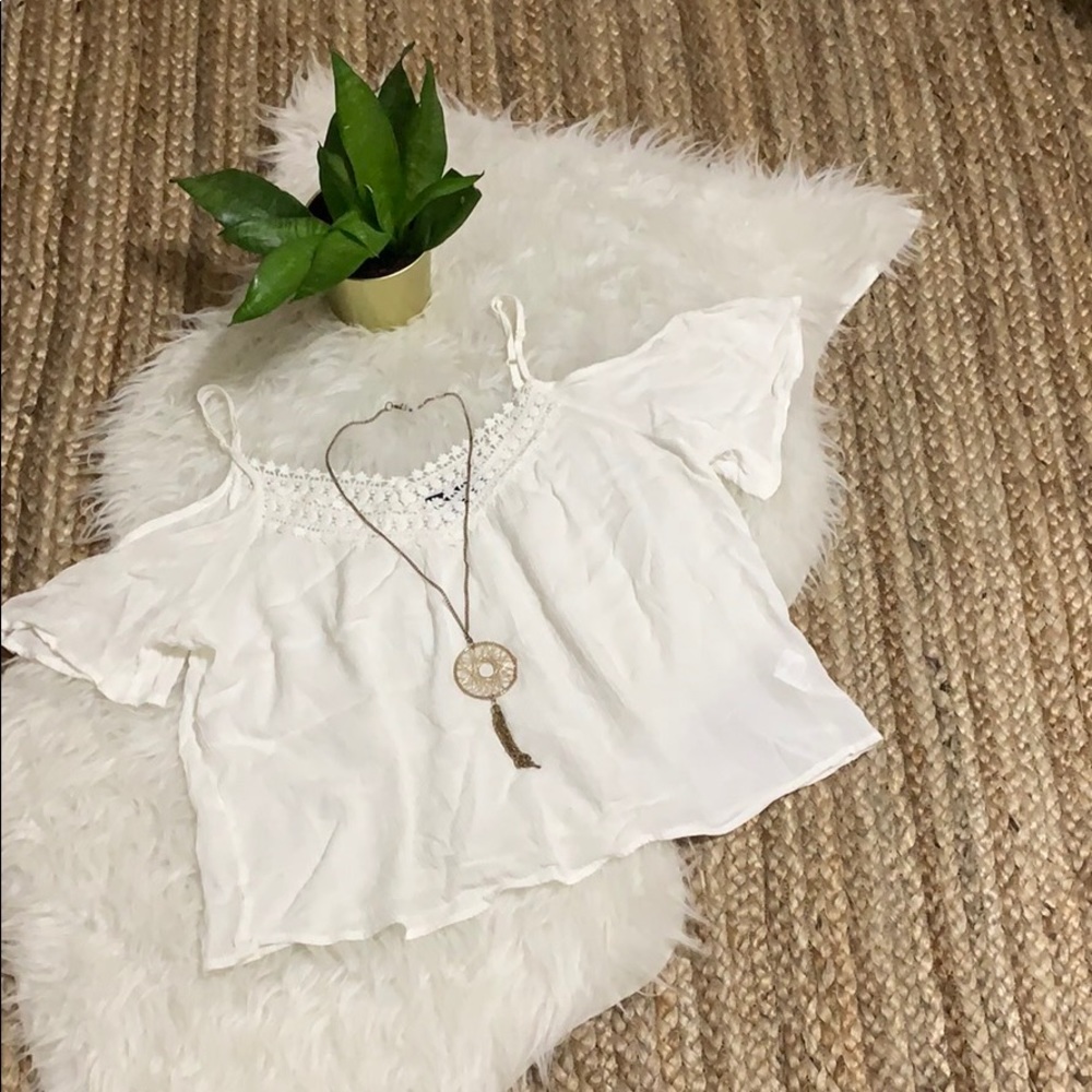 Fashion Top with Cold Shoulder and Crochet Accents